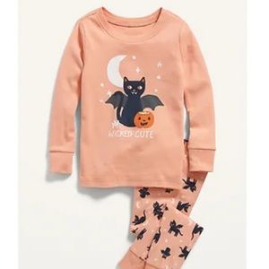 Old Navy ‘Wicked Cute’ 4T pajamas. Brand New.